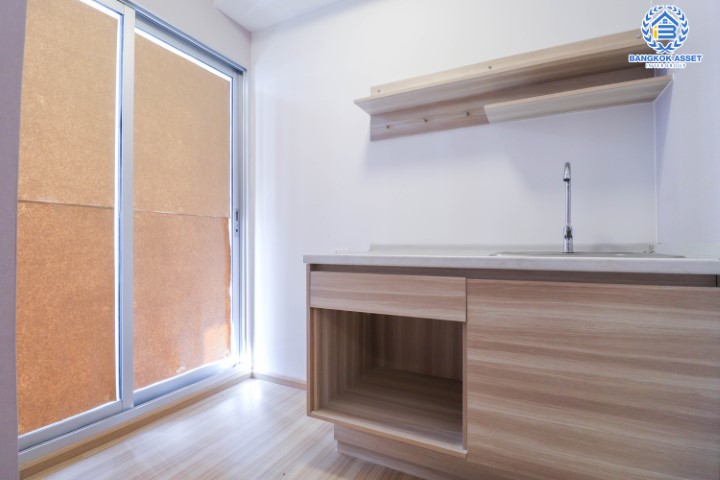 *****คอนโดมิเนียมมือสองย่านกรุงเทพฯ โครงการพลัม แจ้งวัฒนะ เนื้อที่ 46.6 ตร.ว. ฟังก์ชัน 2 ห้องนอน 1 ห้องน้ำ บนทำเลเยี่ยม เพียง 12 นาทีก็ถึงรถไฟฟ้าสายสีแดง "สถานีหลักสี่" ใกล้ไอทีสแควร์, เซ็นทรัลรามอินทรา และทางด่วน "อุตราภิมุข"